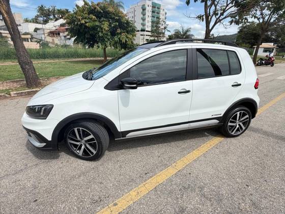 VOLKSWAGEN FOX 1.6 MSI TOTAL FLEX XTREME 4P MANUAL VOLKSWAGEN FOX 1.6 MSI TOTAL FLEX XTREME 4P MANUAL